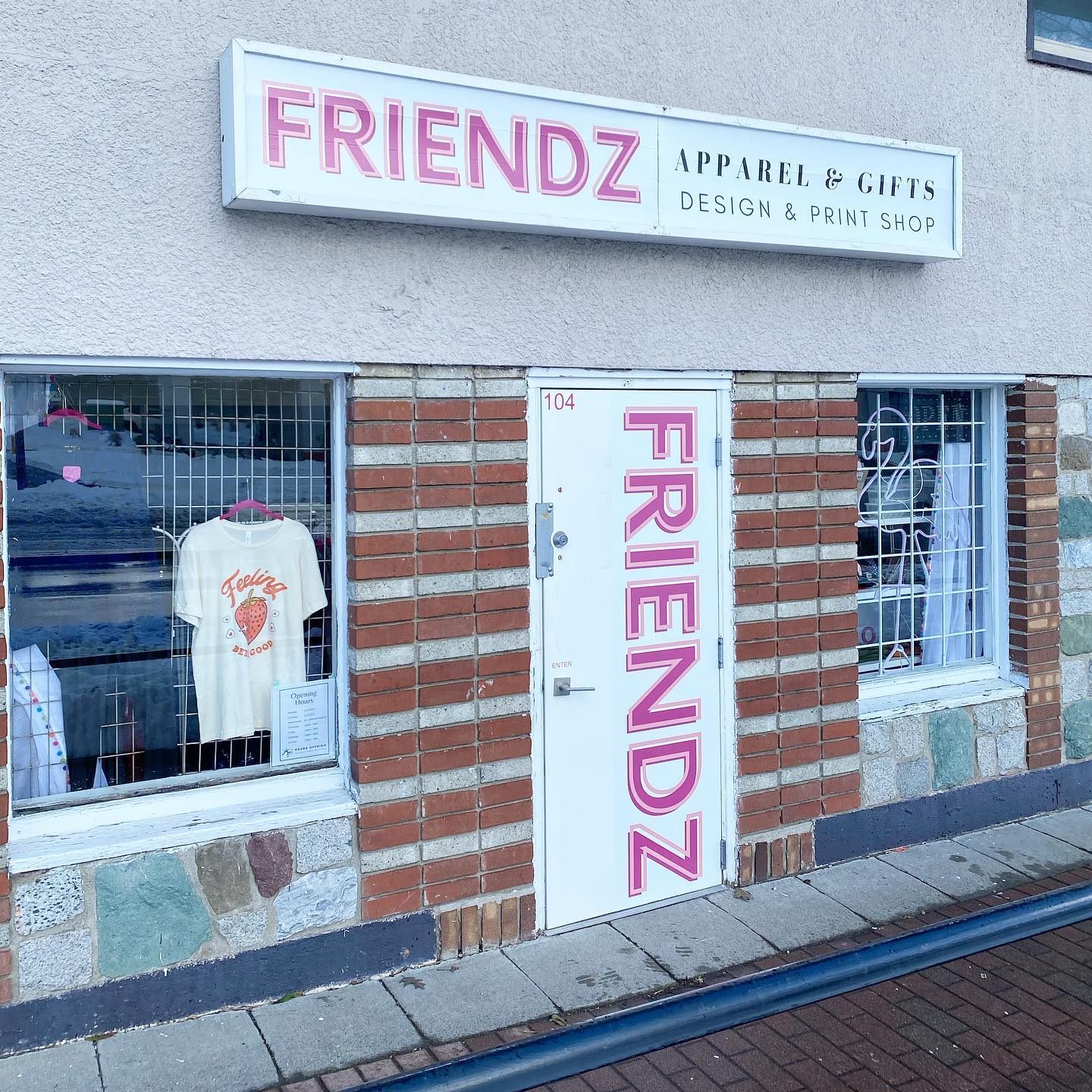 Friendz Apparel & Gifts 27159 Fraser Hwy Aldergrove BC Canada