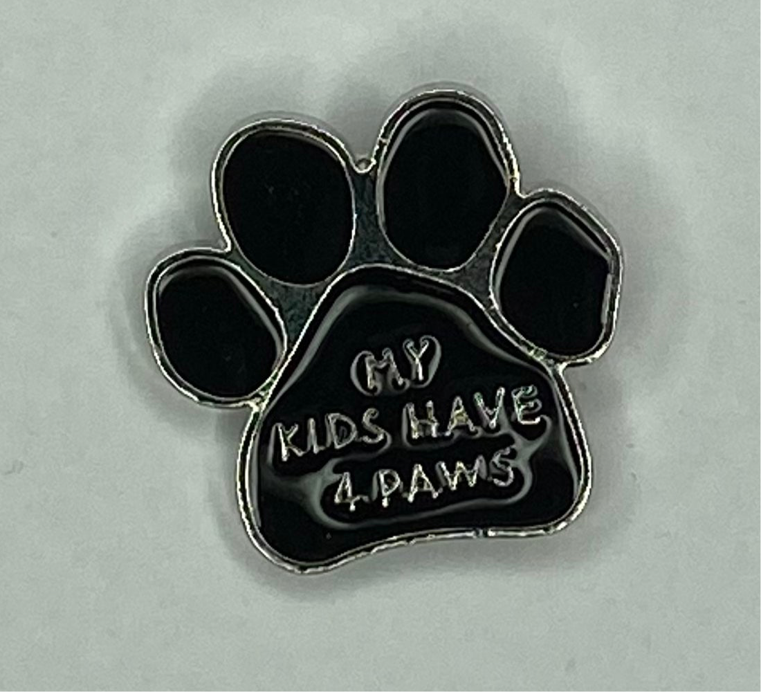 Broche en émail 4 pattes (chien/chat)