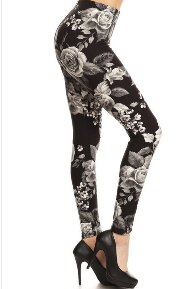 Vintage Rose: 3X-5X Plus Size Leggings – Classic Floral Style