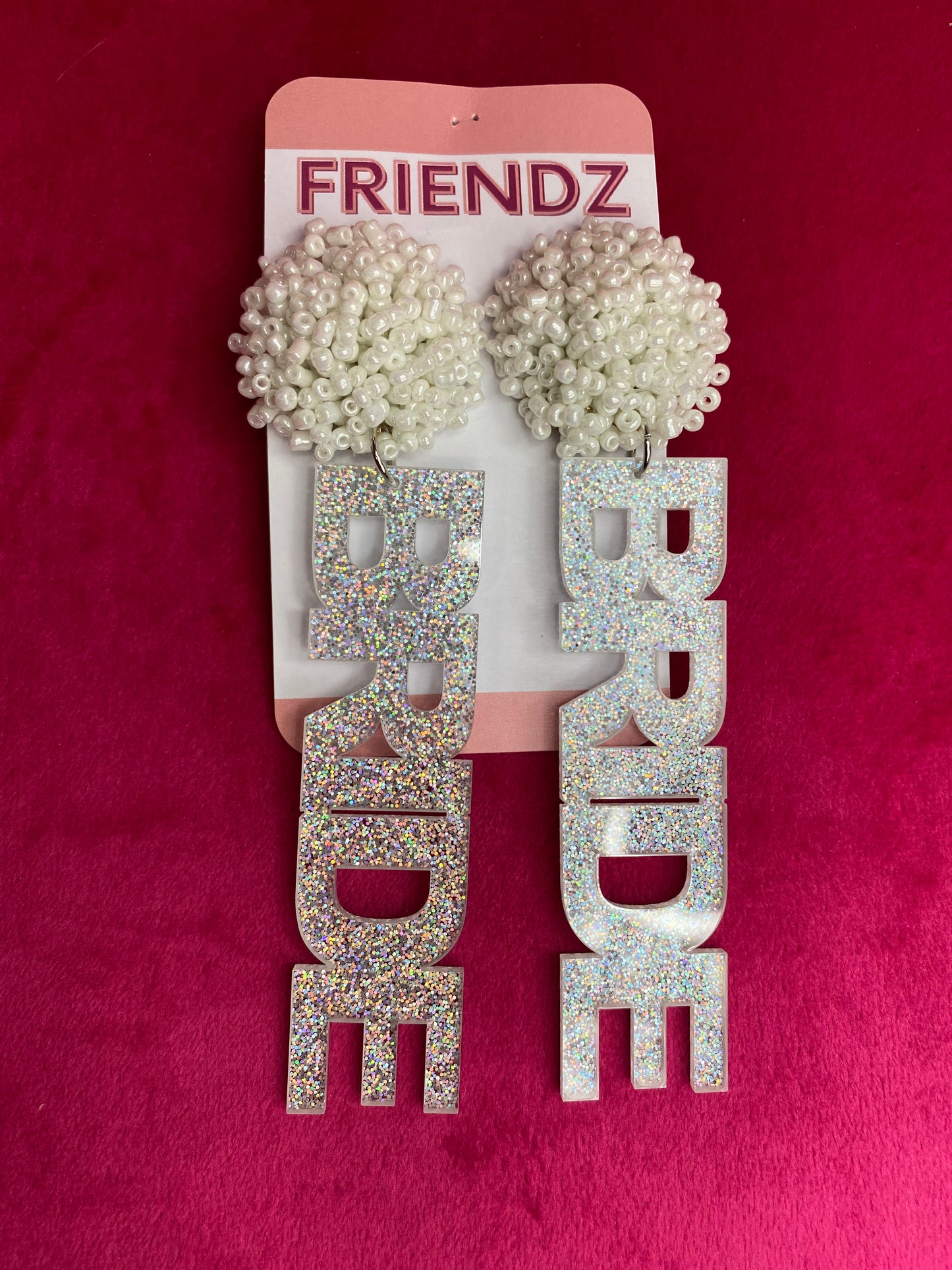 Pendientes con cuentas de novia