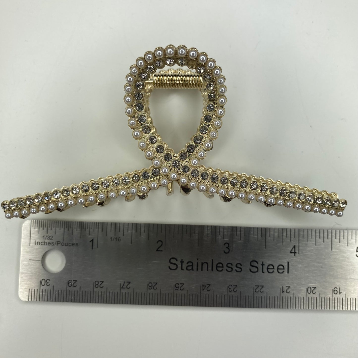 Pinza para el cabello estilo lazo con cuentas de diamantes de imitación