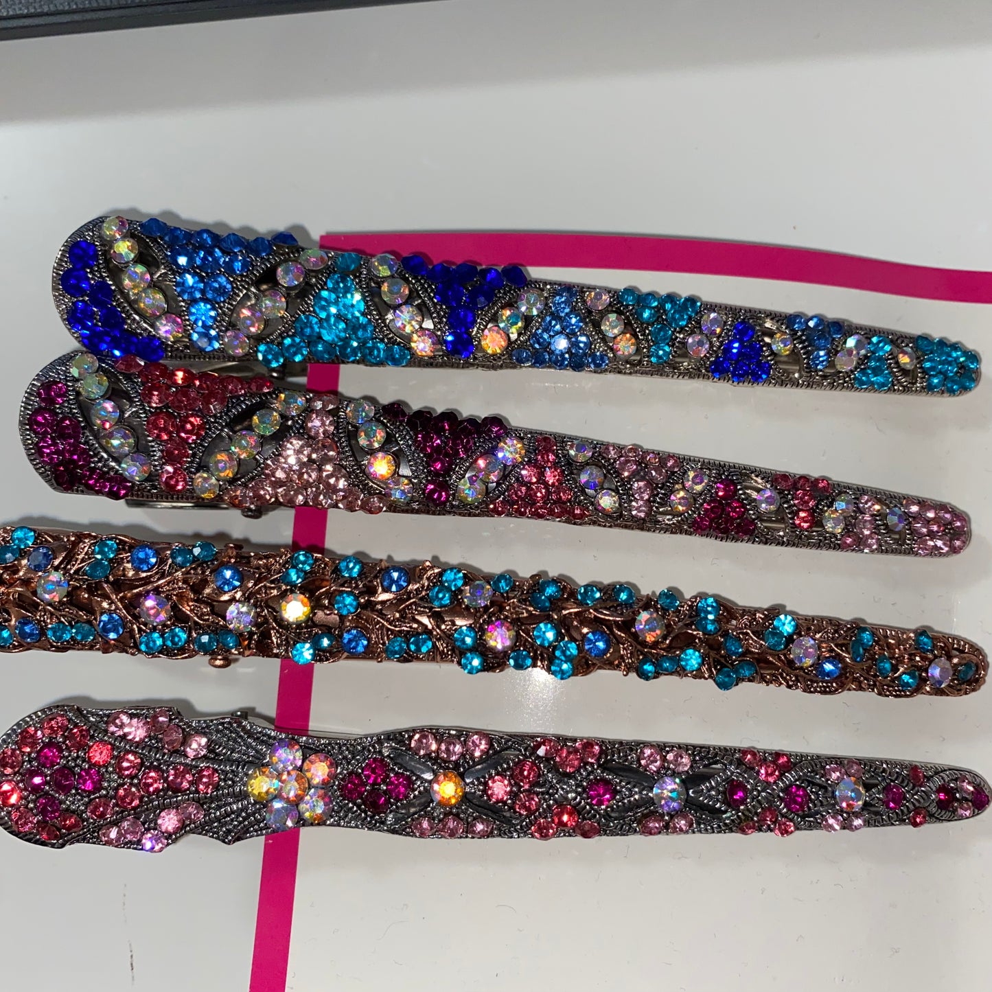 Pasador de pelo de diamantes de imitación plateado