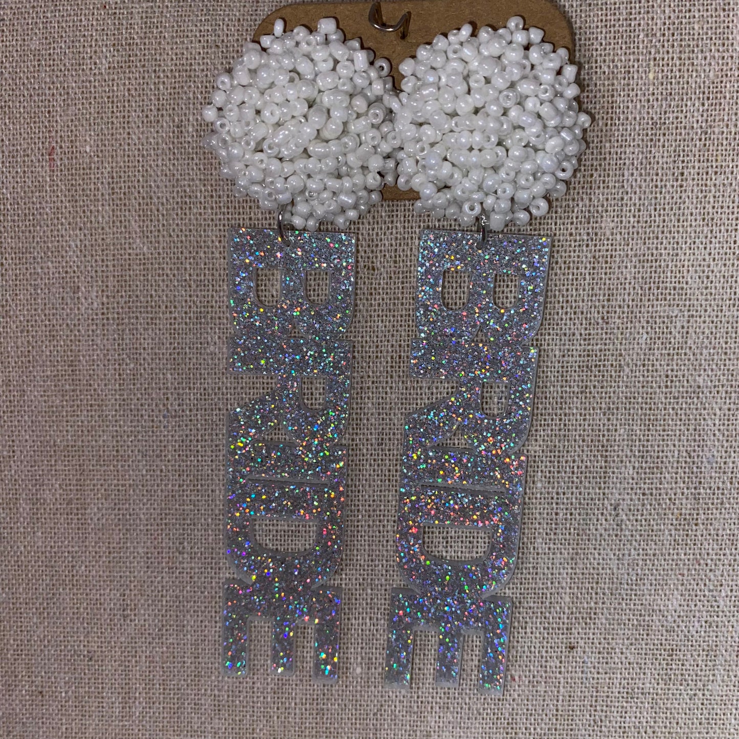 Pendientes con cuentas de novia