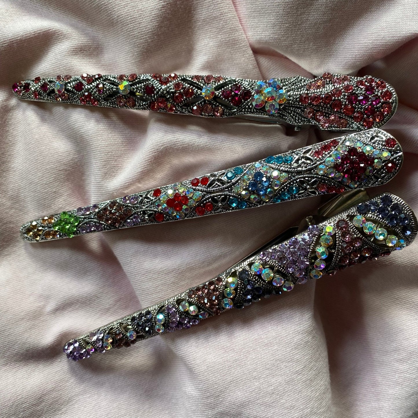 Pasador de pelo de diamantes de imitación plateado