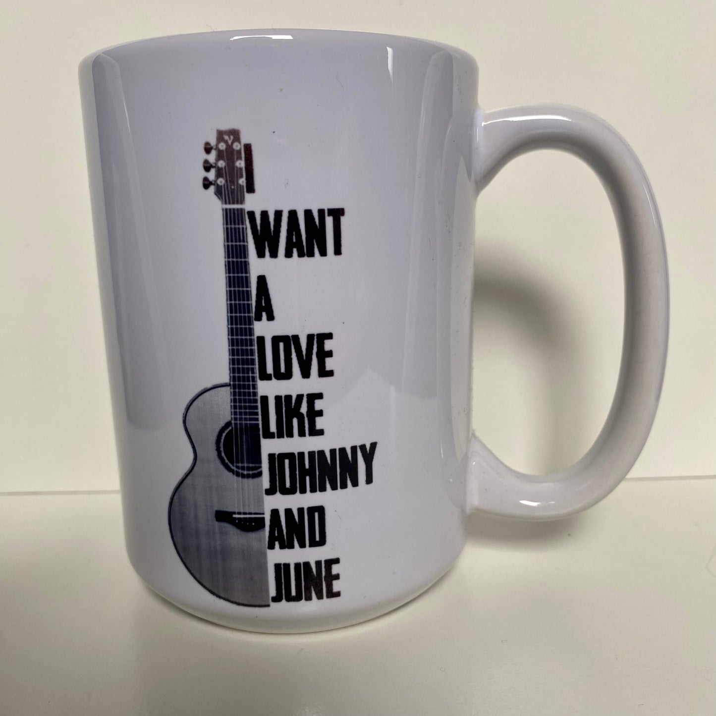 Taza Johnny y junio