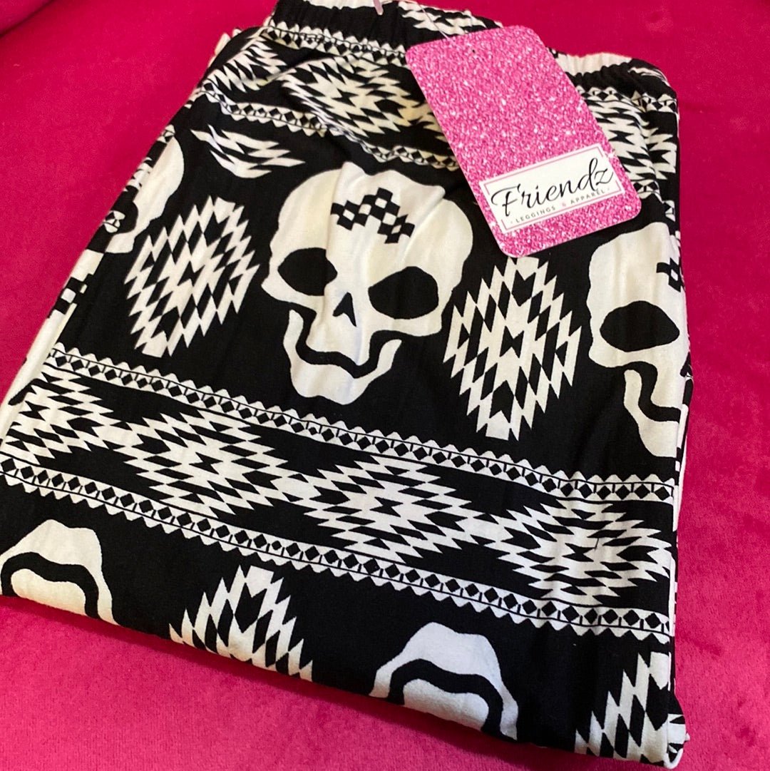 Leggings de calavera en blanco y negro
