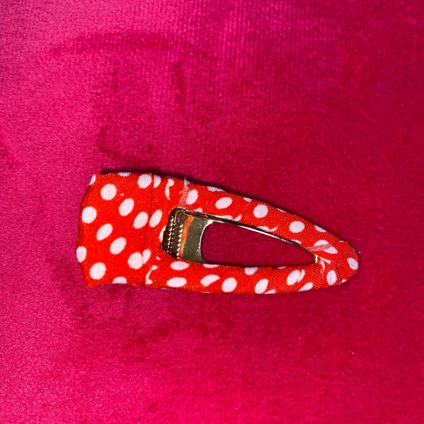 Pasador para el cabello Betty de tela con lunares