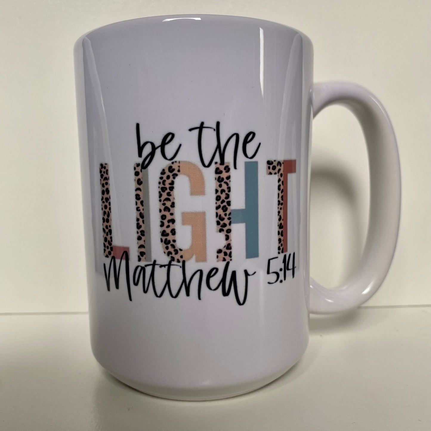 Soyez la tasse légère