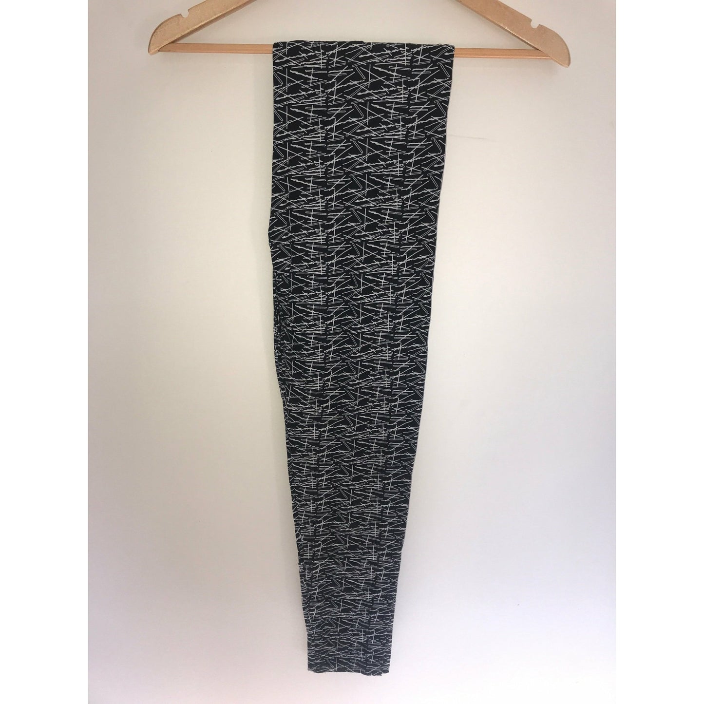 Leggings con clip de papel