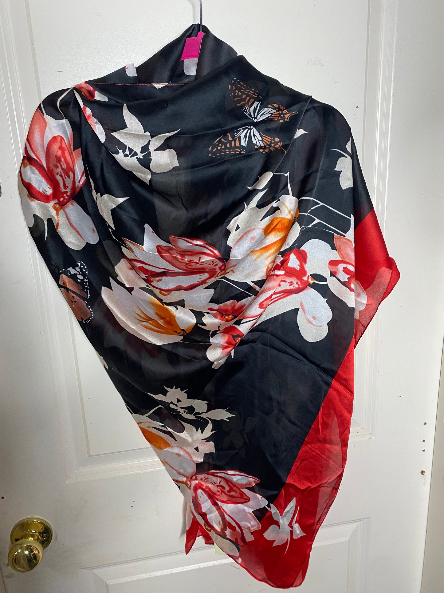 Bufanda/chal de seda floral rojo mega mariposa