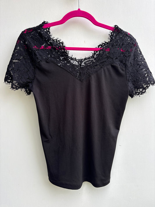 Black Lace Accent Top XS