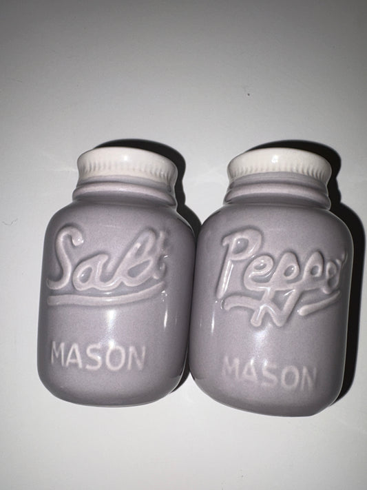 Small Salt & Pepper Vintage themed Mason Jar - Grey