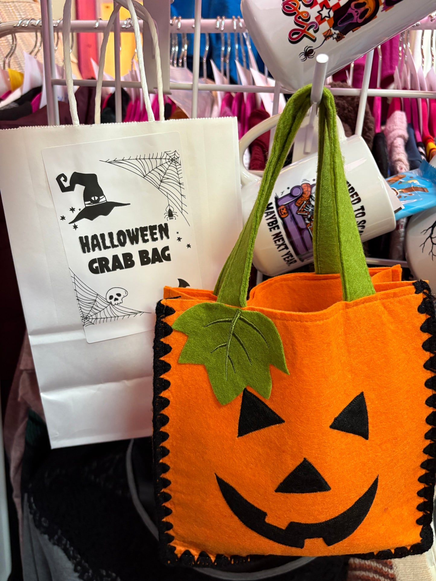 HALLOWEEN GRAB BAGS