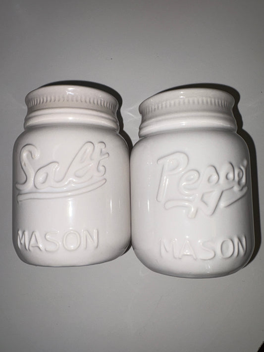 Large Salt & Pepper Vintage Inspired Mason Jar - White