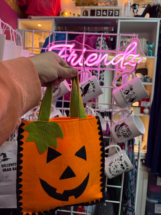 HALLOWEEN GRAB BAGS