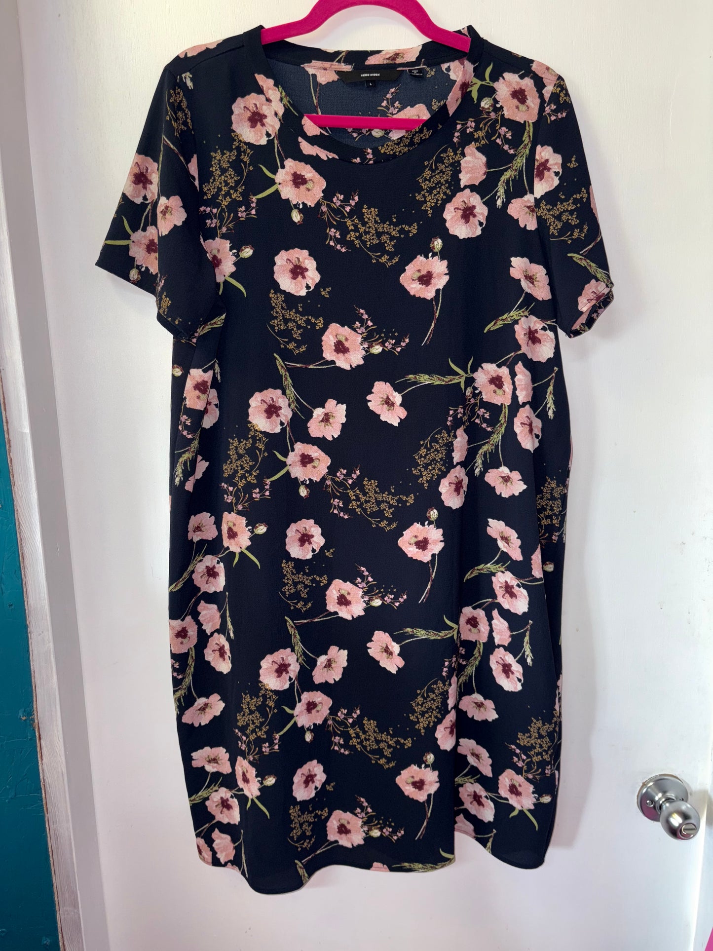 FINAL SALE Vero Moda Pink Floral Bubble Dress