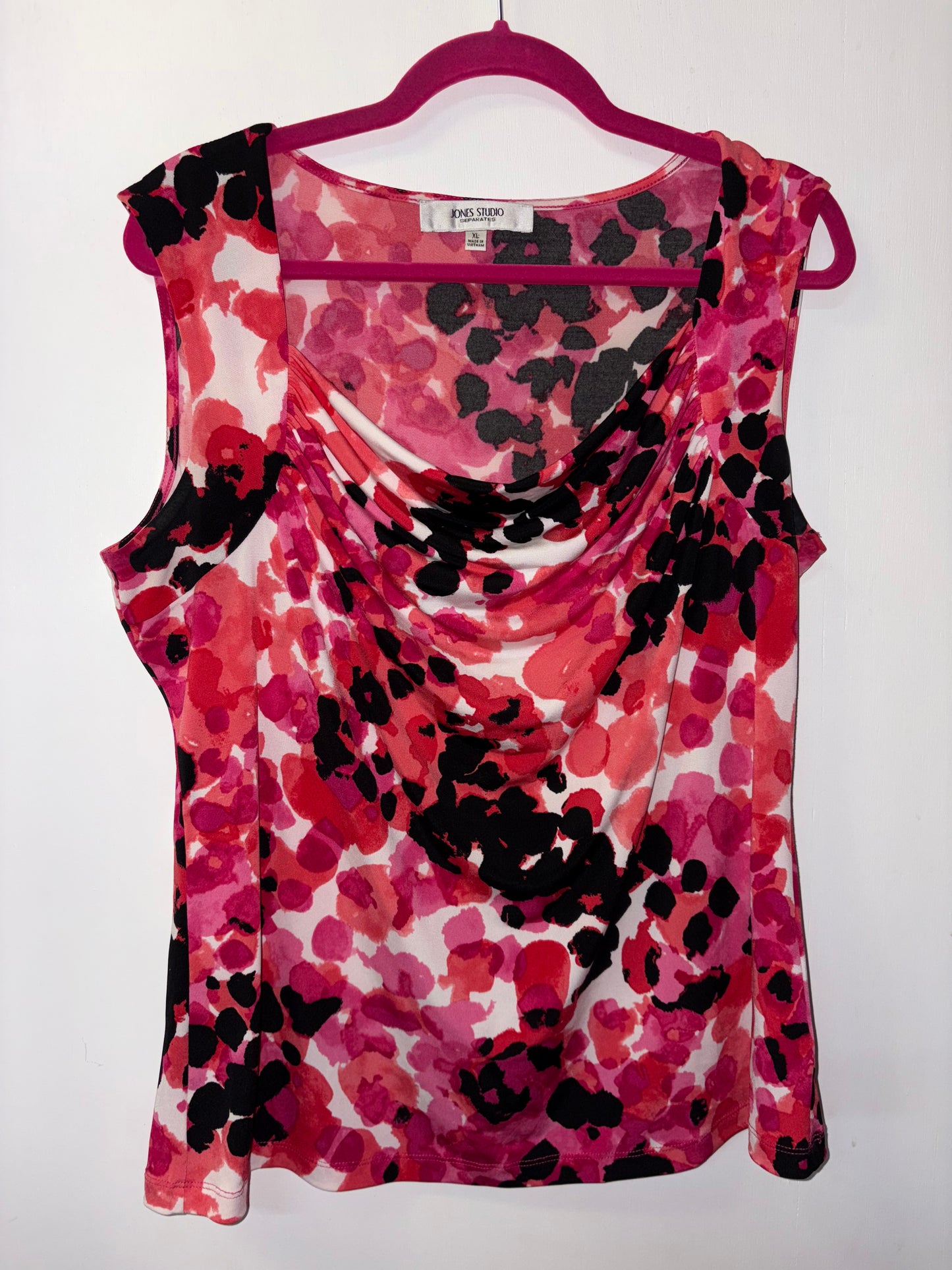 FINAL SALE JONES STUDIO PINK RED FLORAL Tank Top
