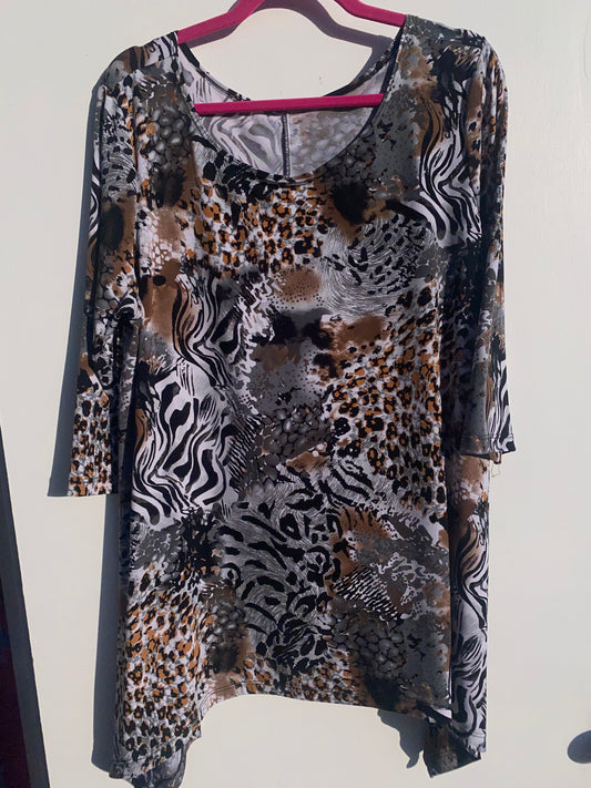 Safari Animal Print Shark Fin 3/4 Sleeve Top