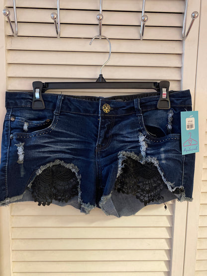 Vanilla Star Denim Shorts Size 7