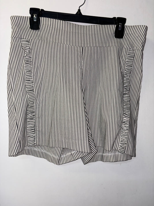 FINAL SALE Alex & Olivia Ruffle Navy White Stripe Stretch Shorts 10