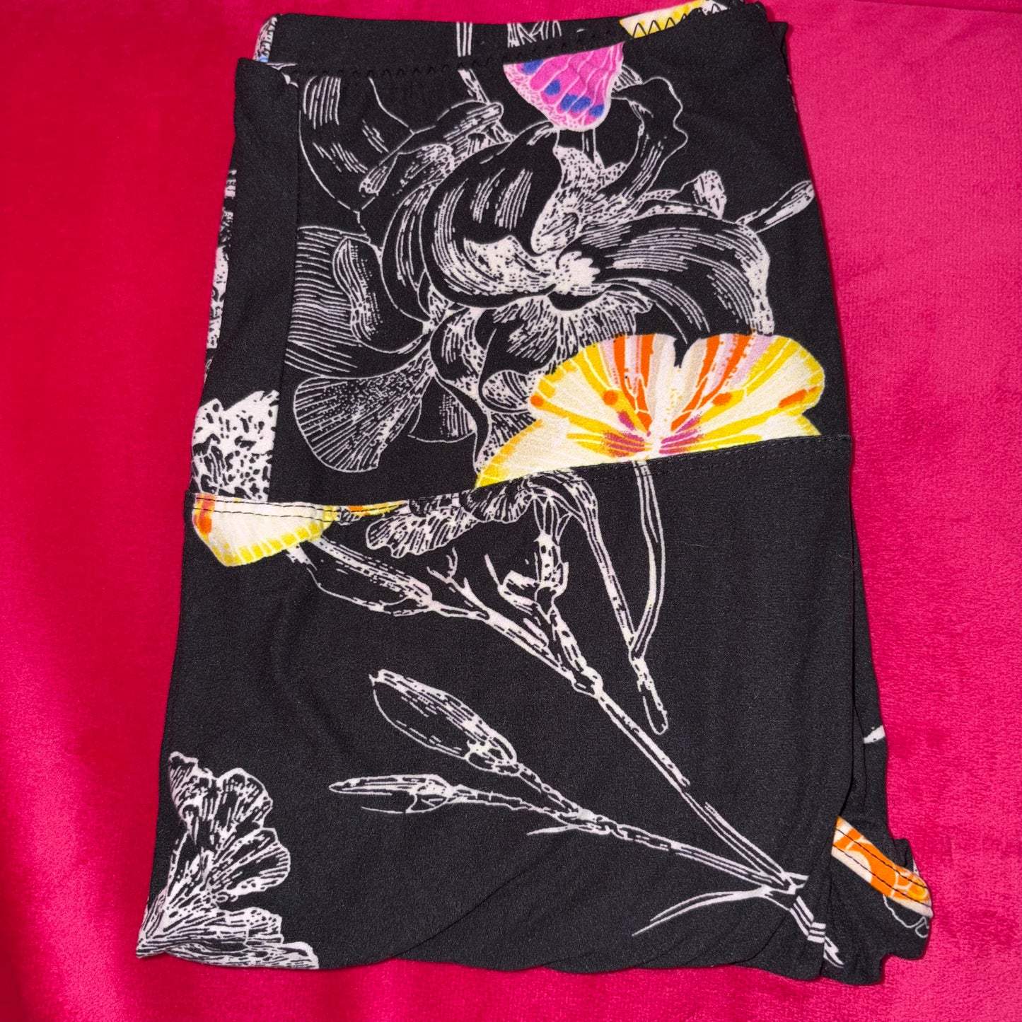 Butterfly & Flower Black Adult Leggings