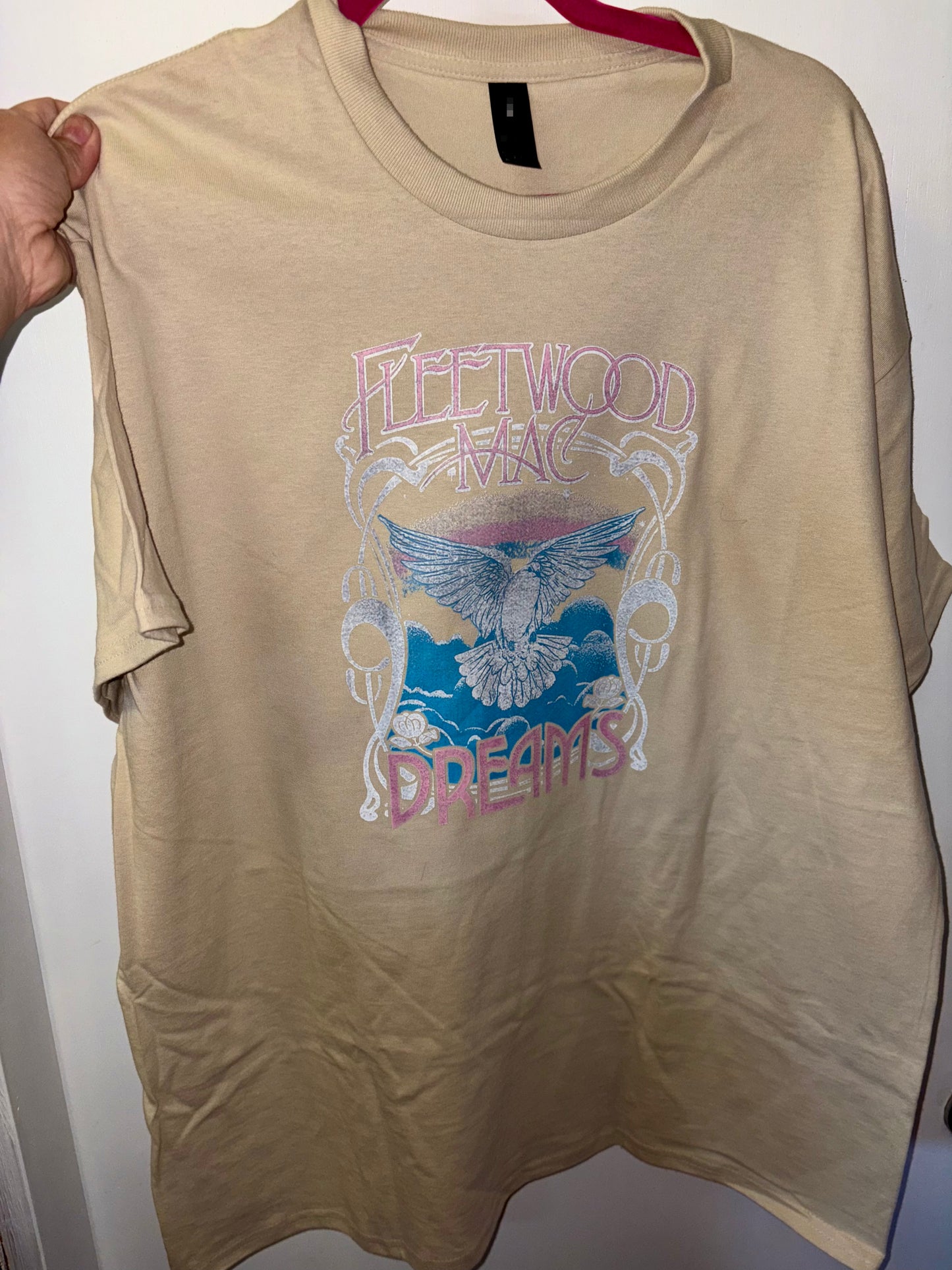 Fleetwood Dreams Graphic Tee Shirt Top