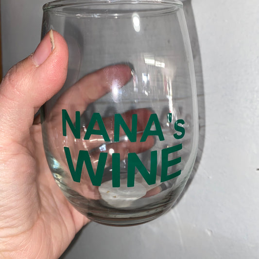 Holiday Green Nana's Wine Glass