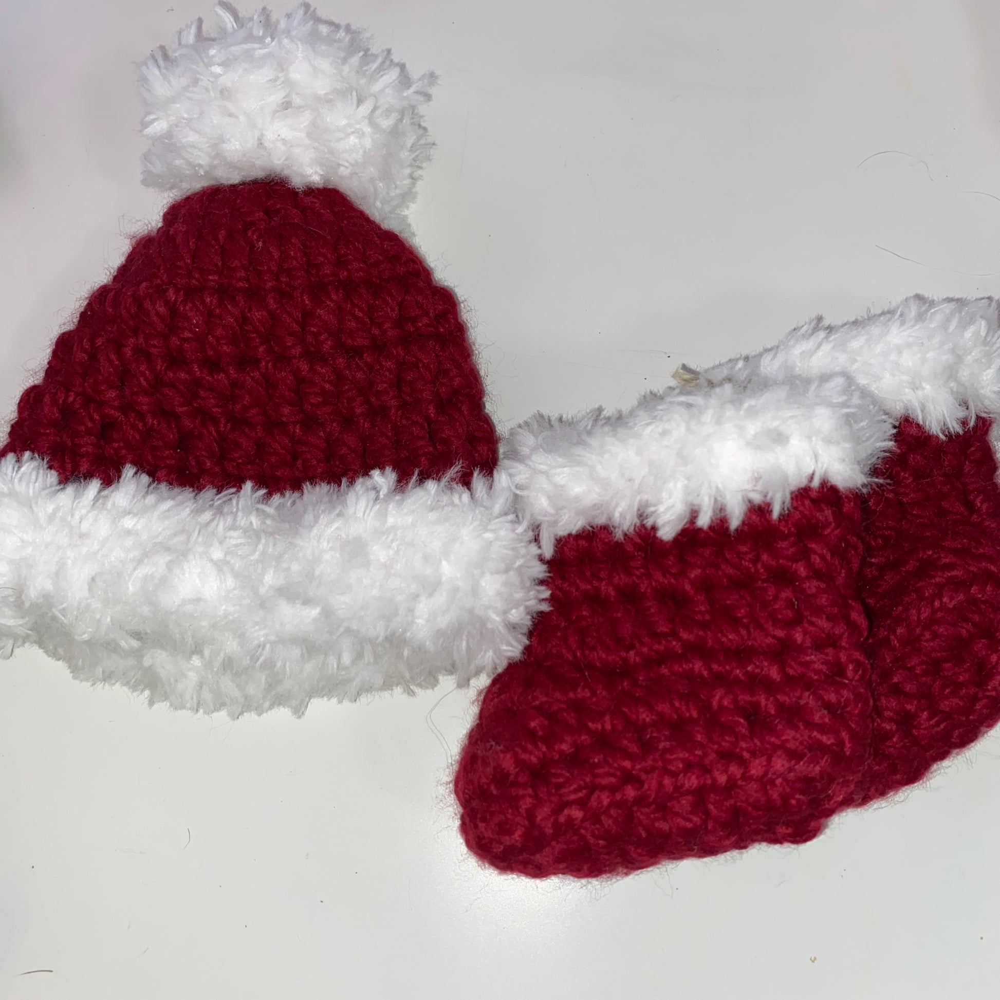 Santa Baby Set POM POM Hat & Booties