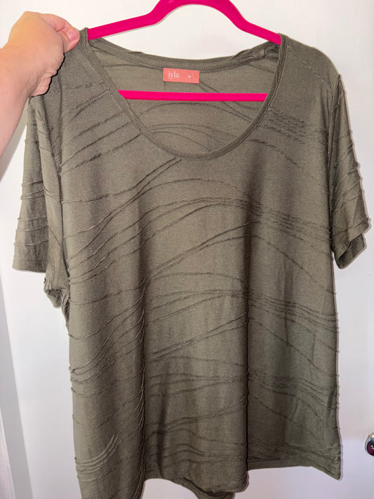 Ripple Khaki Green Short Sleeve Top