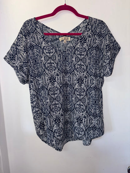 FINAL SALE Blue & White Paisley VNeck Blouse Top